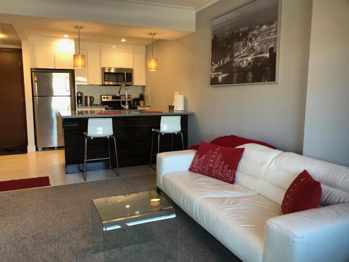 Amicable, Cozy, High Speed Internet, Sleeps 2 Riverview Downtown Apartment YYC Екстериор снимка